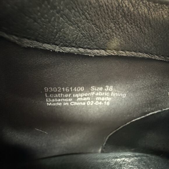 Boots - Picture 7 of 7